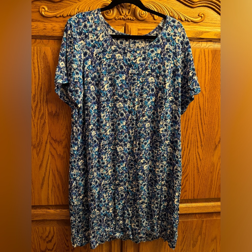 Woman’s Vintage More Jazz Large Short Sleeve Dress. Beautiful Blues